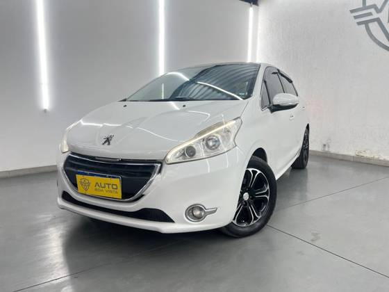 PEUGEOT 208 1.6 GRIFFE 16V FLEX 4P AUTOMÁTICO PEUGEOT 208 1.6 GRIFFE 16V FLEX 4P AUTOMÁTICO